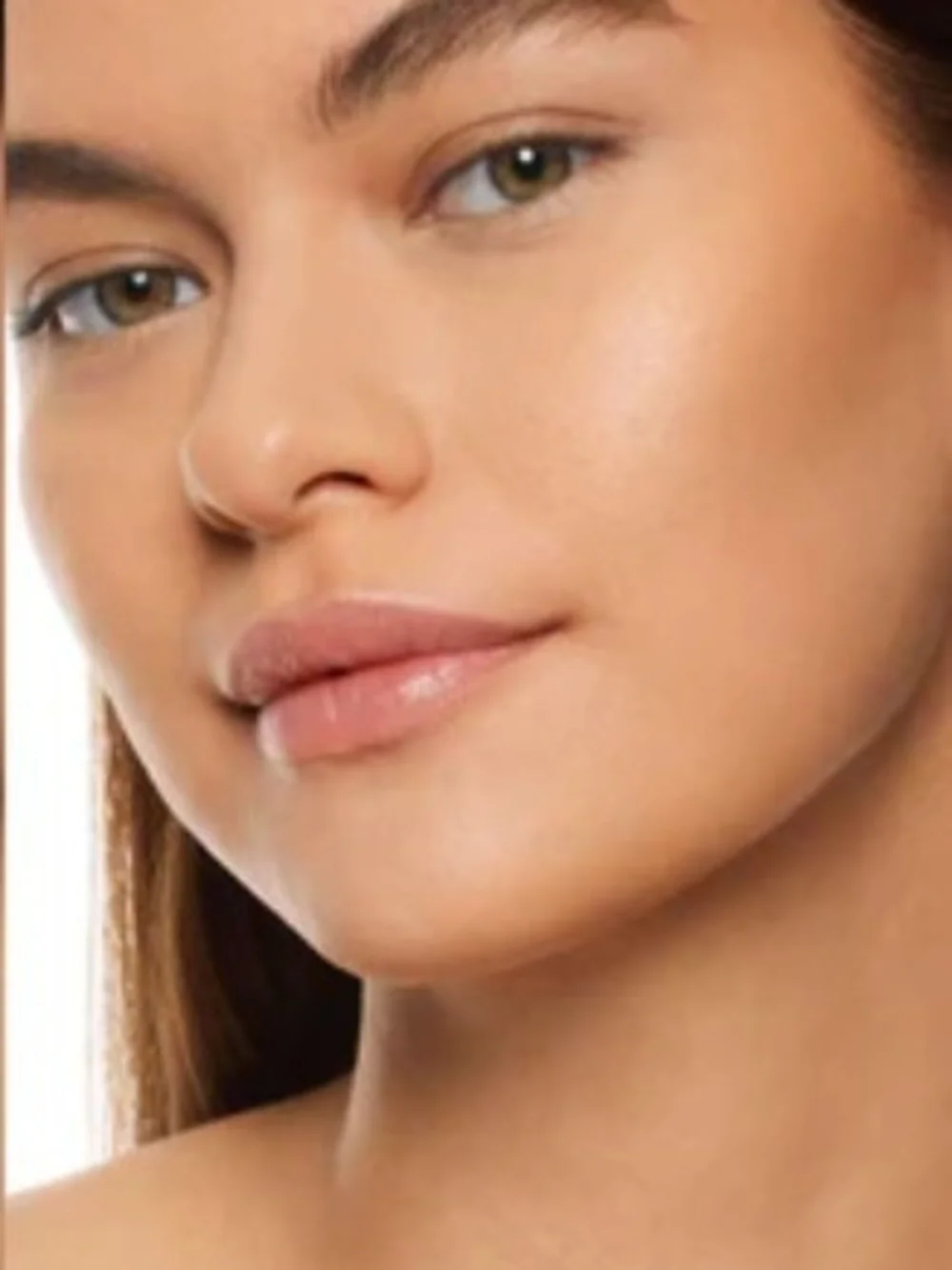 Makeup By Mario this lightweight